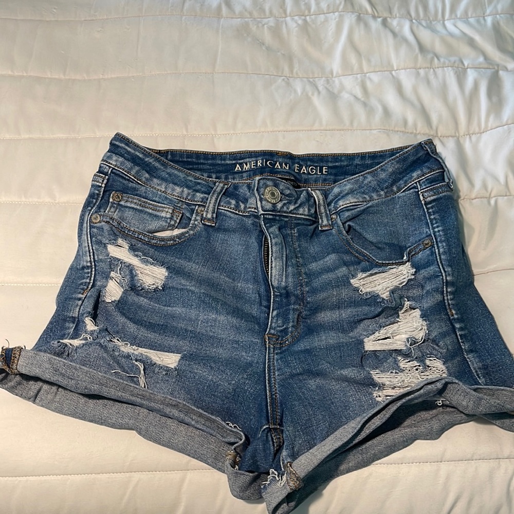 Gently used American Eagle shortie shorts size 14